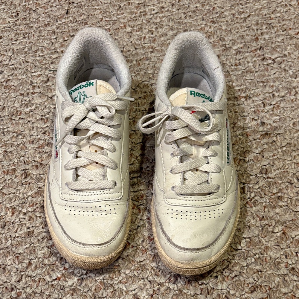 Reebok Sneakers
